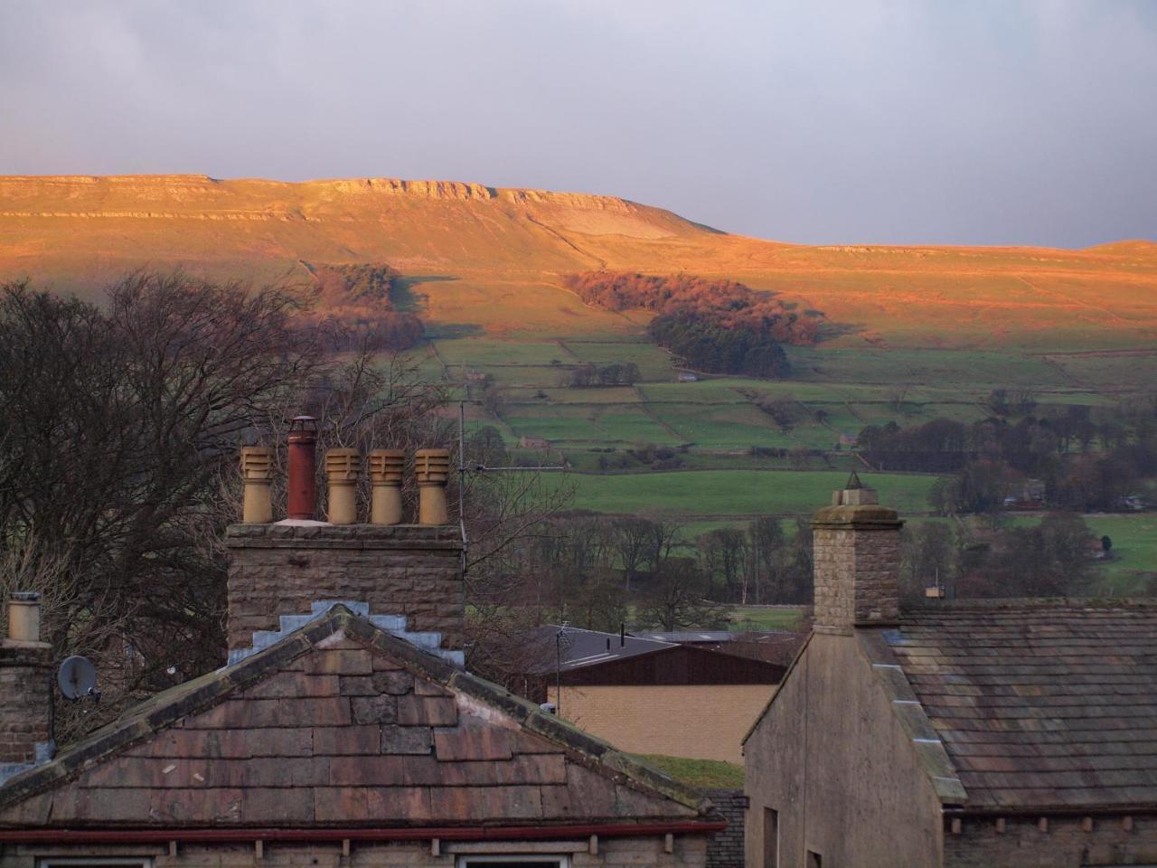 Herriot'S Hawes Exterior photo